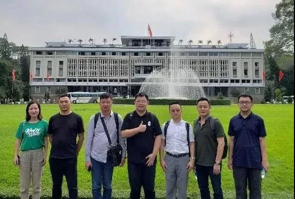 东升国际控股董事长，，，，，，，副董事长一行赴越南考察调研