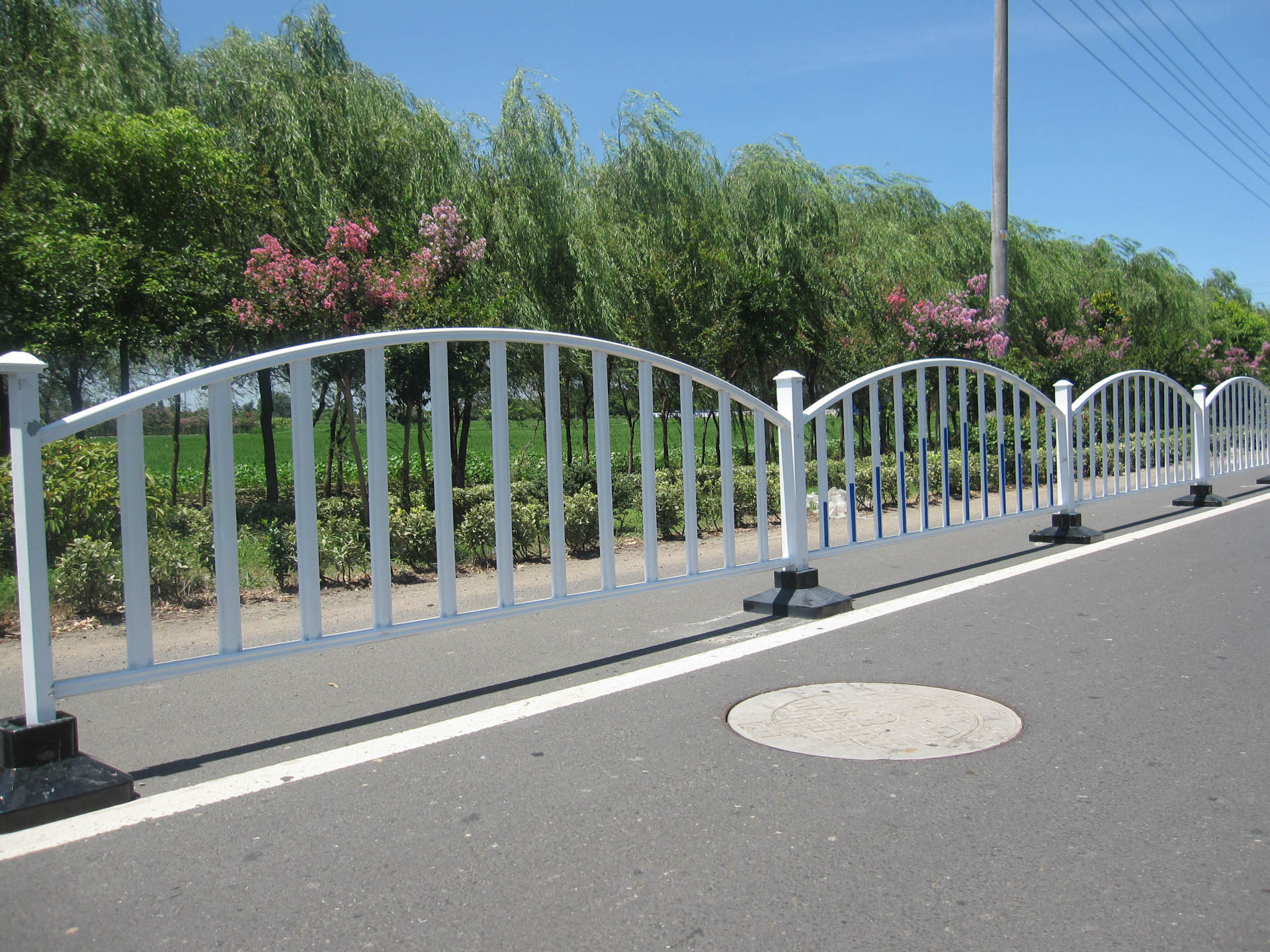 宁波道路护栏多少钱一米？？？？？？